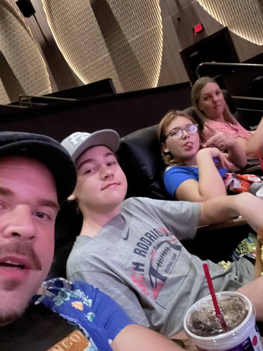 No likes , but happy family !! Which would you pick ! Real men keep the woman and children safe and happy . Boys show off toys