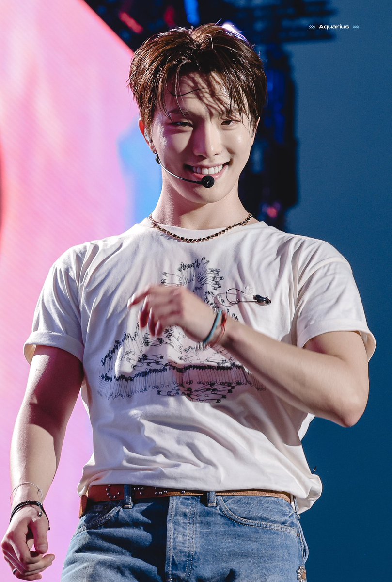 AquariusDino211's tweet photo. 240908 Lolla Berlin HD

#세븐틴   #SEVENTEEN   #dino  #디노 
@pledis_17
#LollapaloozaBerlin #CLAP_for_SVTpalooza https://t.co/9QvtgFJ4We