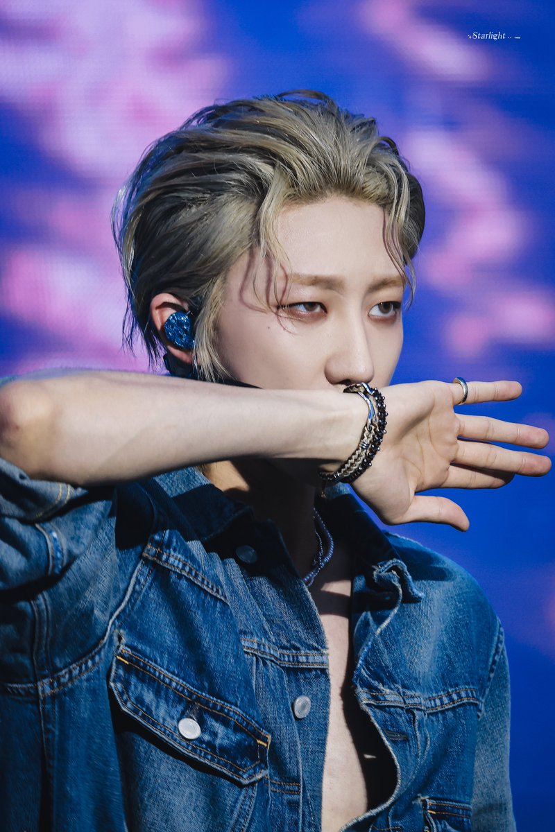XユーザーのStarlight_The8 ✨さん: 「240908 Lollapalooza #디 XユーザーのStarlight_The8 ✨さん: 「240908 Lollapalooza #디