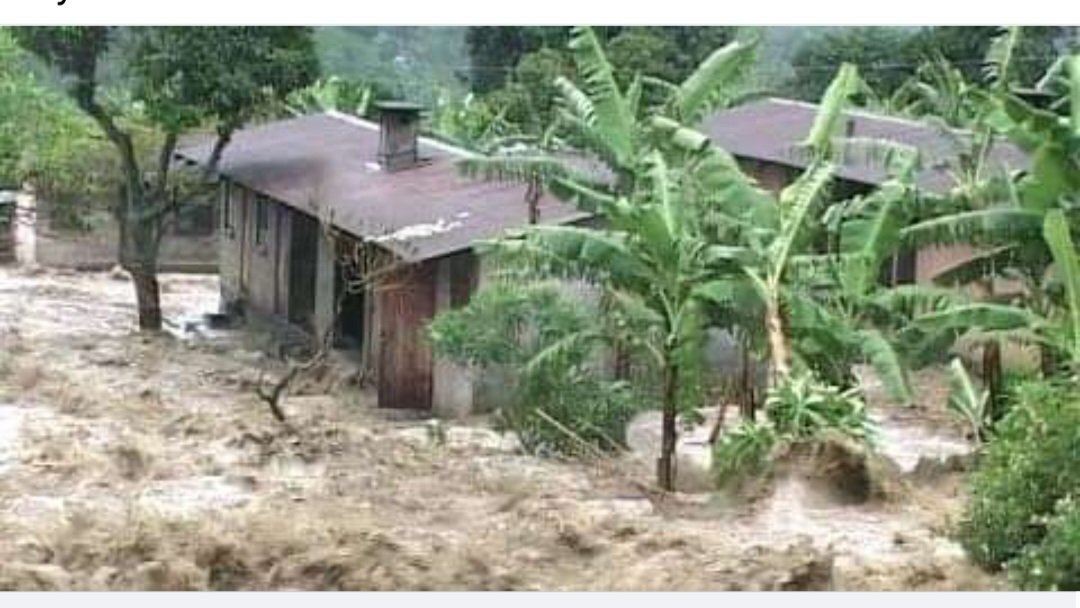 bohya_moses's tweet image. Authorities/Government should develop community driven strategies to prevent River flooding to communities (bottom up approach).