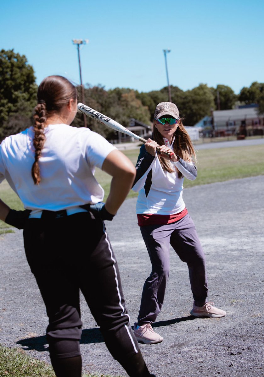 Fury Platinum 14U Peyton (@fpne14upeyton) on Twitter photo Second practice weekend in the 📚! Thank you Coach Marcy Steele for coming to help us practice this weekend. We love learning from coaches that train power five softball players💪🏻 <a href="/CoachpeytonSB/">Peyton Schnackenberg</a> <a href="/sydsteele_32/">Sydney Steele</a> Second practice weekend in the 📚! Thank you Coach Marcy Steele for coming to help us practice this weekend. We love learning from coaches that train power five softball players💪🏻 <a href="/CoachpeytonSB/">Peyton Schnackenberg</a> <a href="/sydsteele_32/">Sydney Steele</a>