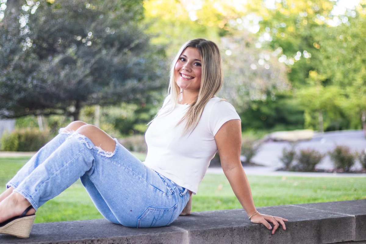 Senior Sunday💖
<a href="/soph_patena/">Sophia Patena</a> 
<a href="/carlie_taggart/">Carlie Taggart</a>