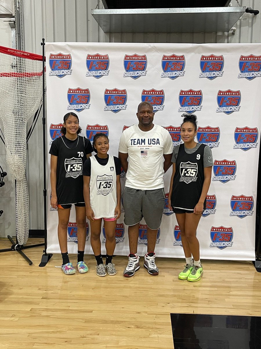 Coach Wayne Sutton Jr (@waynesuttonjr1) on Twitter photo Had a good time at the <a href="/I35Showcase_GBB/">I-35 Showcase GBB</a>! I had to show up to support <a href="/Baller11Kamyiah/">Kamyiah Morgan</a> <a href="/kierre_talley/">Kierra Talley</a> and <a href="/keniyahfletcher/">keniyah</a>! Had a good time at the <a href="/I35Showcase_GBB/">I-35 Showcase GBB</a>! I had to show up to support <a href="/Baller11Kamyiah/">Kamyiah Morgan</a> <a href="/kierre_talley/">Kierra Talley</a> and <a href="/keniyahfletcher/">keniyah</a>!