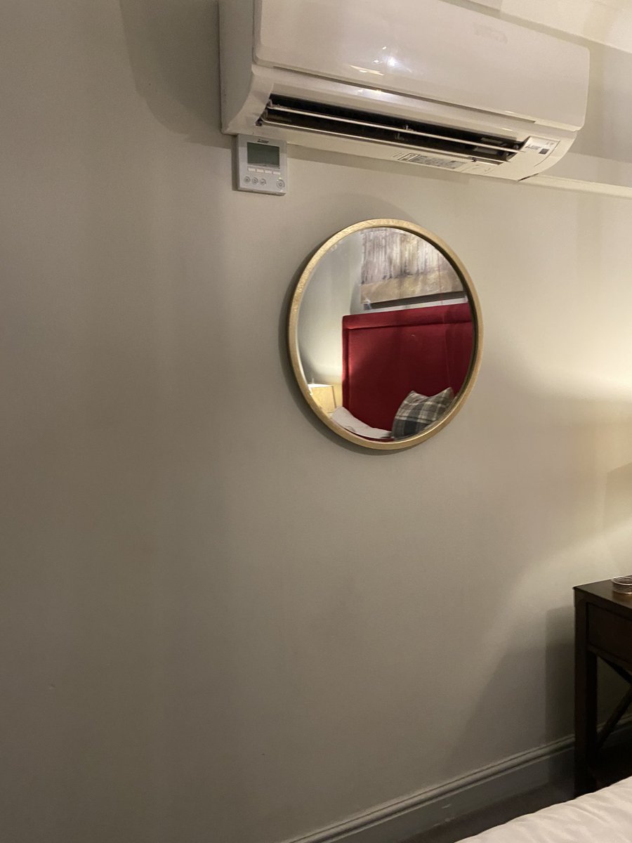 Spot the deliberate mistake in an ‘accessible’ hotel room 😩😩