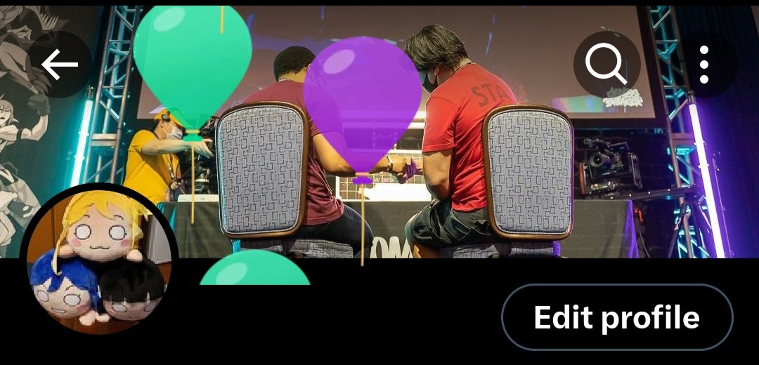 It's my birthday. If any woman looks like Karin Blue Archive sees this, hit me up.