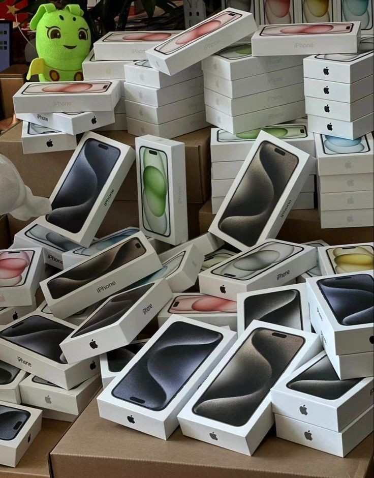 30 iPhone 12
 untuk 30 orang pemenang, masing² dapat 1 iPhone 

RT LIKE done