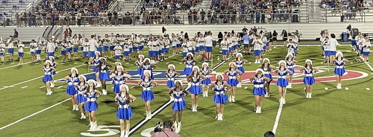 It's game time! 🏈
We are so proud of our dance, choir, band, and color guard students for their fantastic work so far this season! ⭐️👏

#PfISDynamic