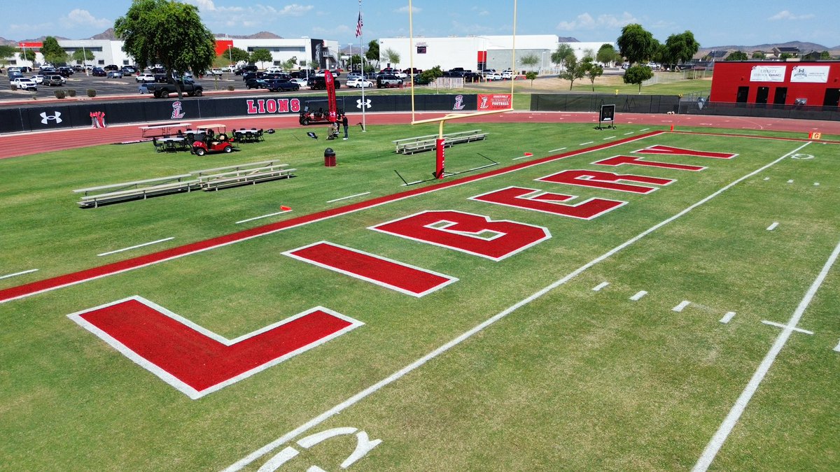 The_CompanyMan's tweet image. 2024 - Week 2 

Time for the jungle to be reminded who’s king @LibertyFBLions @LHSAthletics22 Good luck in the home debut boys. #CFTI 

Anyone in AZ need of any logo work feel free to reach out. #MobileCrew

Thanks for the help today team.
@LinesAndLogos @AA_WarDawg