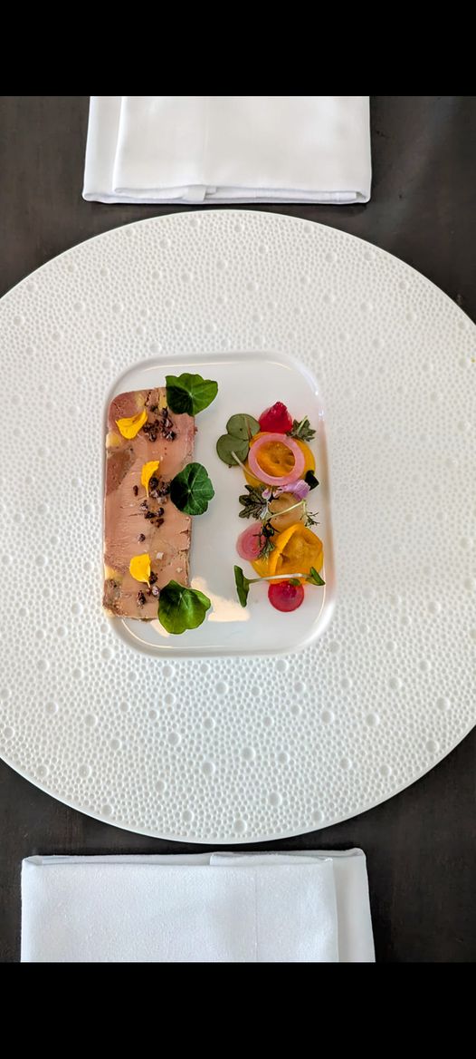 FranksKitchen's tweet image. Beauty is in the details. Foie Gras with Sauterne Gelee, Cacao Nibs, Candied Kumquat and Baked In-House Brioche. $28 is also a very good price for Foie.
fkrestauranttoronto.com