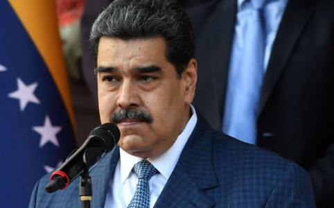 Frankzm's tweet photo. @UHN_Plus ÚNETE A ESTA INICIATIVA:

🔴Pedimos formalmente a la Corte Penal Internacional la detención del dictador Maduro. 

🔴We formally ask the International Criminal Court to arrest the dictator Maduro.
@IntlCrimCourt https://t.co/ONNDPsO1hf
