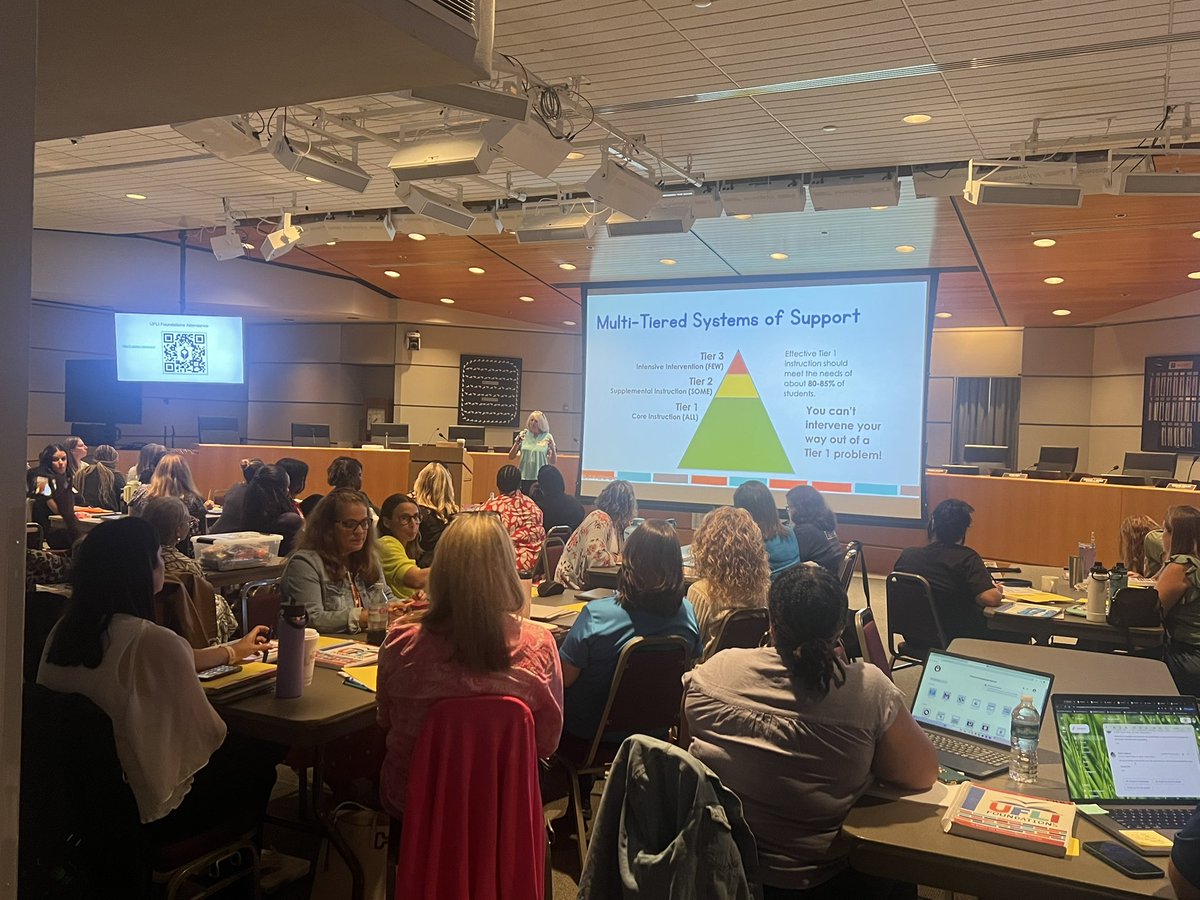 BryanMRussell's tweet image. A great day of professional learning thanks to the @UFLiteracy 🐊 team today!
@JoyMaiden1 @AllisonSimons39 @venoff30 @HollyLanePhD @CarrieRullo