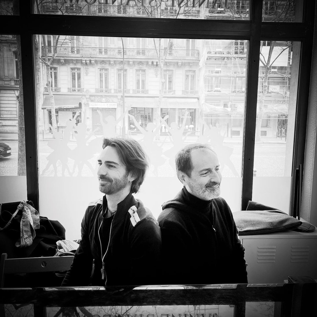 And it’s OUT!
« Ballet Class for Music Lovers » is available on all platforms (Spotify, Deezer, Apple Music, YouTube,…) 💿🎶🎹🕺🏻

We met two years ago with Franck Prévost for weekly classes at Stanlowa and quickly got along and agreed to start working together on this project.