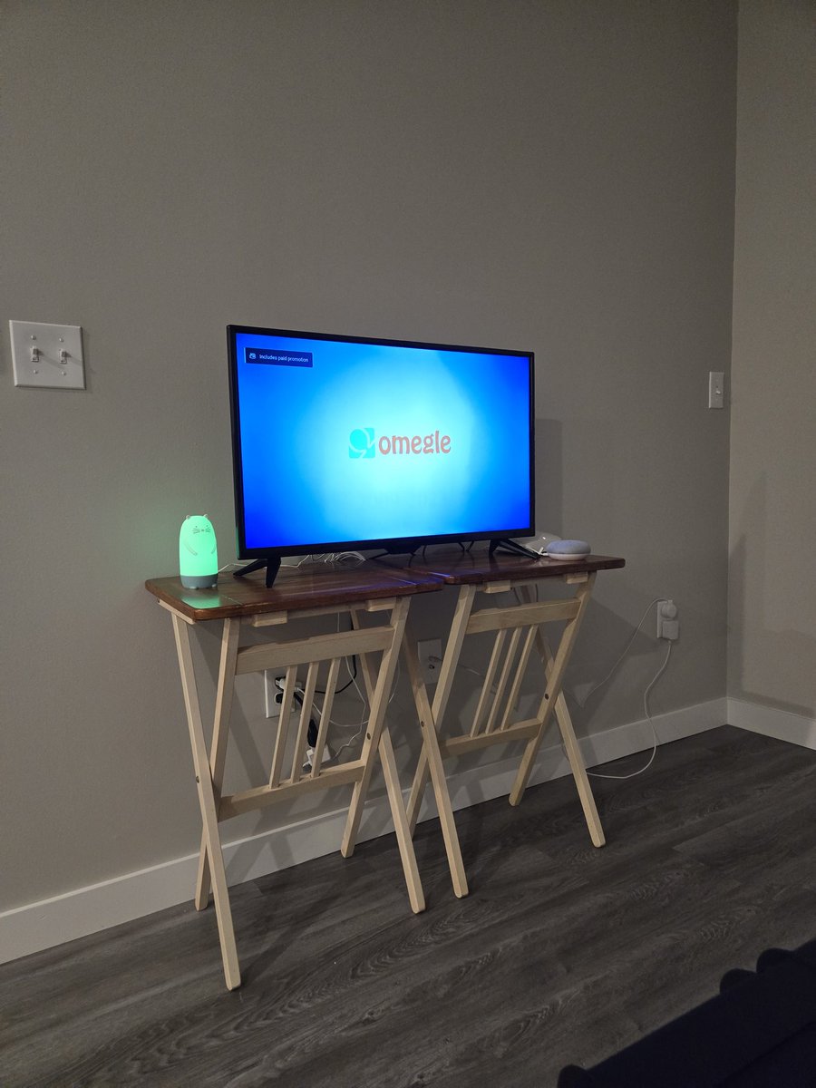 Finally moved into our own place with my lion 🥺 

Really special moment tbh... So excited for the future