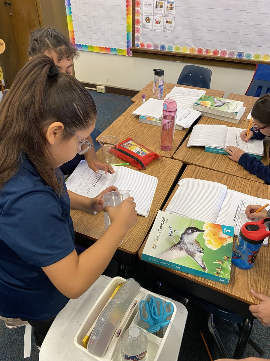 3rd graders diving into science!! <a href="/todd_koppes/">Todd Koppes</a> <a href="/gracie_guerrero/">Dr. Gracie Guerrero</a>  <a href="/claudia_jacobo1/">Claudia B Jacobo, M.Ed.</a>
