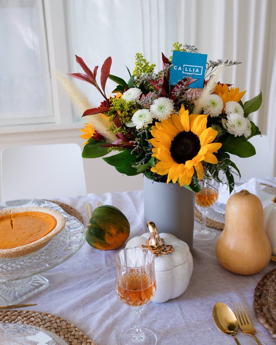 Sunflowers are back, which means it's time to send happiness!! 🌻😊 These beautiful blooms are the perfect gift for:

- Birthdays
- Anniversaries
- Fall décor
- Just because