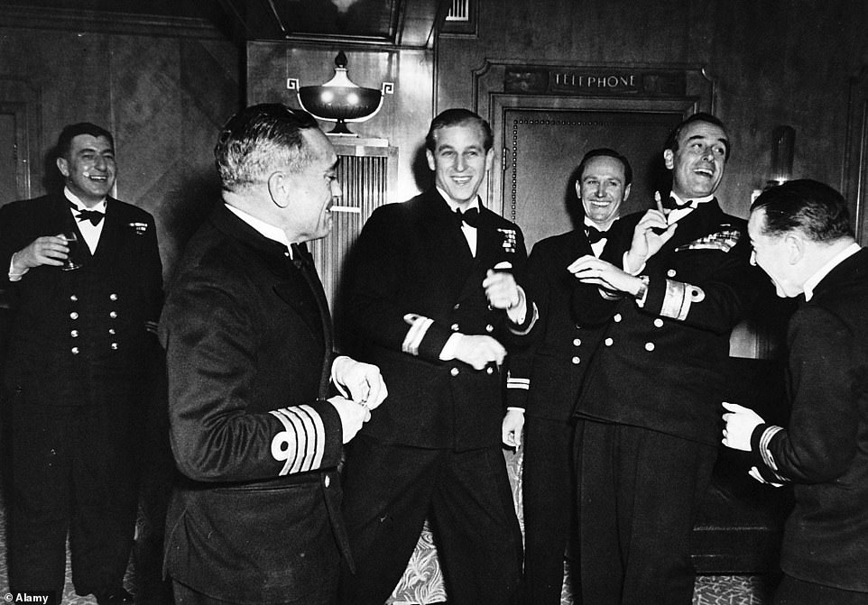 GWEIIR2619's tweet photo. In the days leading up to the wedding, Philip beamed with happiness. The future Duke of Edinburgh looked radiant as he celebrated his upcoming nuptials at a stag night with his Navy colleagues, including his uncle Earl Mountbatten (pictured front, left), in 1941. https://t.co/Dxn1tNzHWV