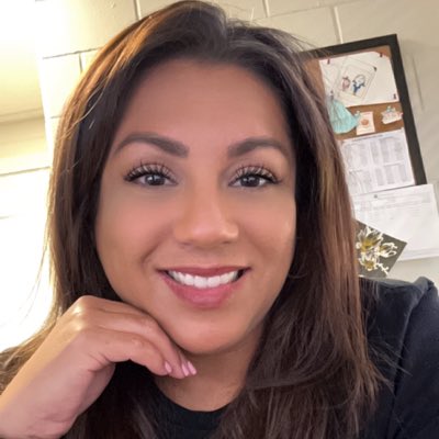 SimplyKrislyn5's tweet photo. #NewProfilePic https://t.co/g89WcR4FVF