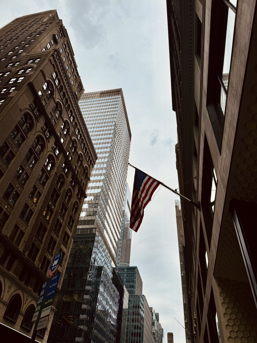 gemini_ti's tweet photo. NYC tdy https://t.co/d6yZAyaWLU