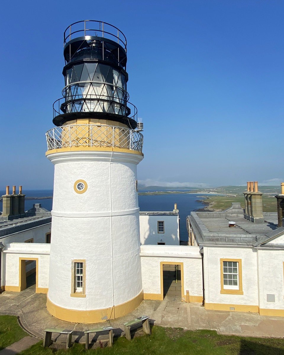 How it started… …How it’s going.

After this morning’s haar, it’s turned into another cracking day at Sumburgh Head!