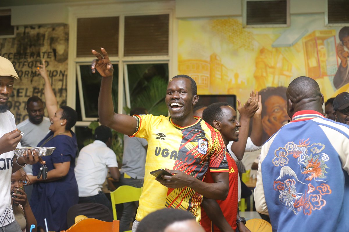 mtnug's tweet image. The energy at the MTN office was real…. Monday, tokikole neera as we go against Congo! 💪🏽🇺🇬

#RSAUGA | #AFCONQ2025 | #MTNUgFootball