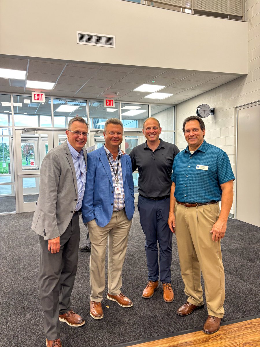 nicholasquality's tweet image. A new addition to the school includes a Gymnasium, Cafeteria, Science Labs, and Student Commons. We can&apos;t wait to see the first class of middle school students excel in this amazing new environment! 

@TJ_D15 #nicholasquality #schoolconstruction #STEMlabs