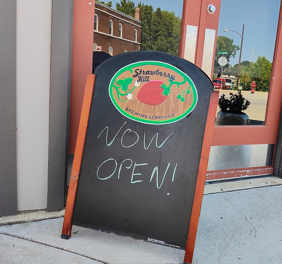 Hey! Guess what?
We are open!
Come on by today 4 pm to 10 pm or Saturday 11 am to 10 pm.
Grand opening... Next week!