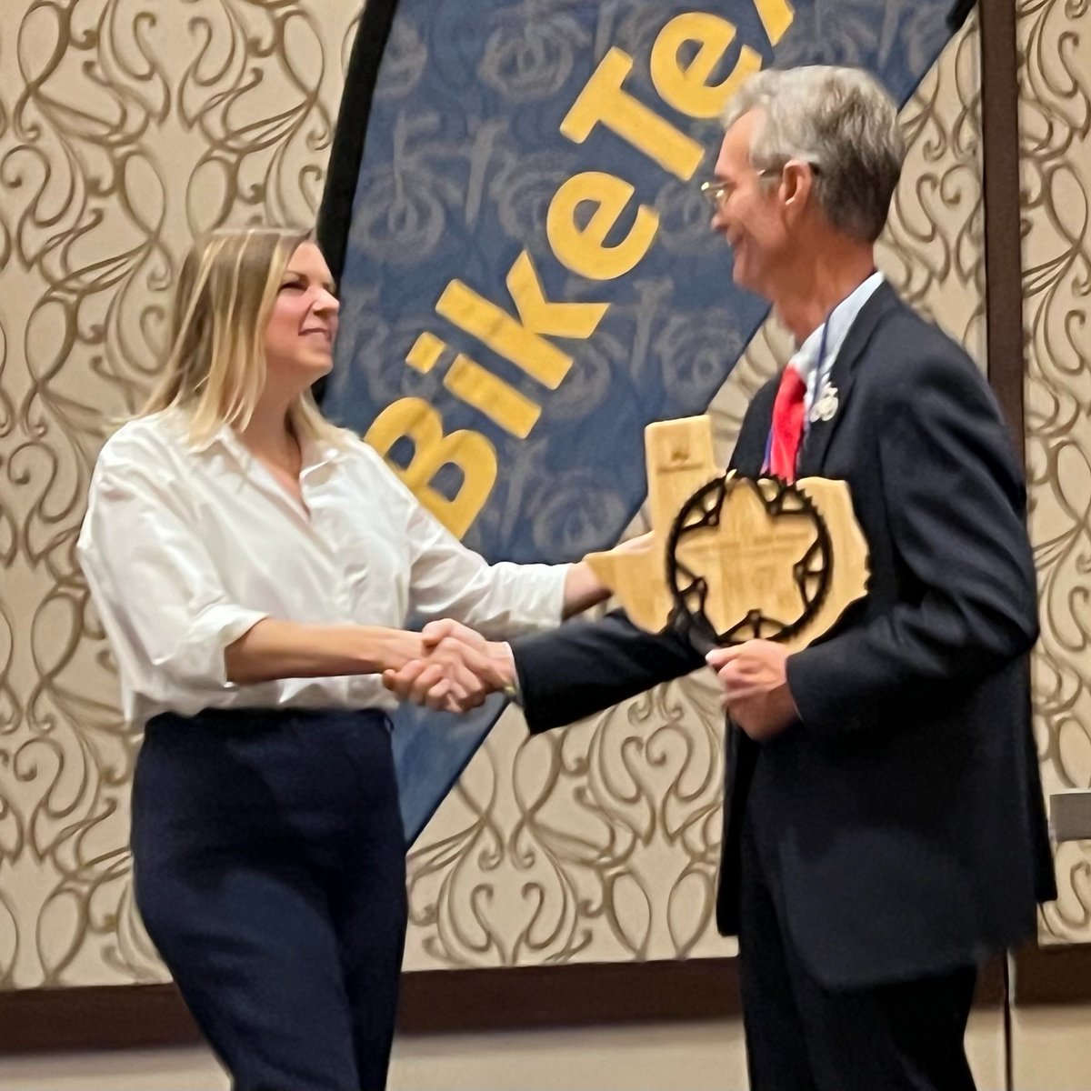 PaigeForAustin's tweet image. Excited to accept the Bike Texas Champion Award at this year’s Texas Trails and Active Transportation Conference!