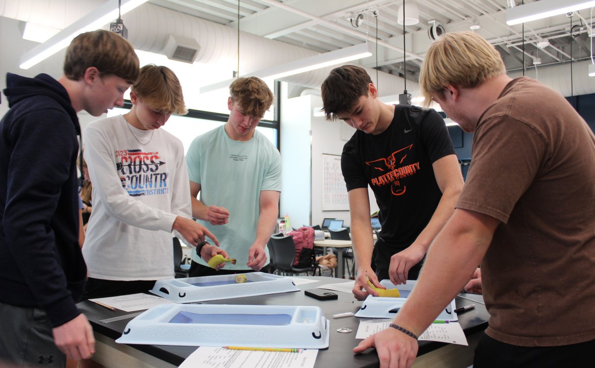 Exciting day in <a href="/wilsonj_dftba/">Josh Wilson</a>'s anatomy classes at @pchshalls! 🩺🔬 Our future surgeons dove into their first dissection activity, 'banana surgery,' mastering terms like distal, lateral, proximal &amp; anterior while honing their dissection skills. 🍌✂️ #PCR3Proud #HandsOnLearning