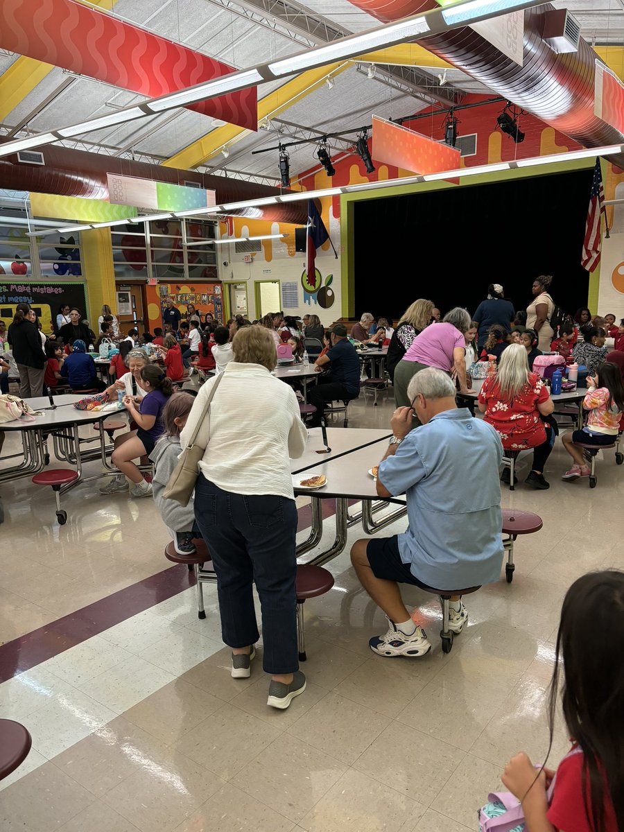 Red Elementary STEM Magnet School tweet media