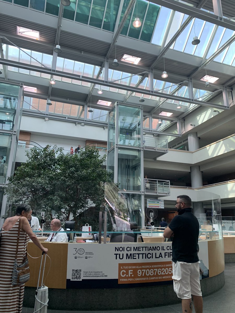 sutekishattrath's tweet image. 好きなイタリアドラマの聖地巡礼。ミラノの病院が舞台でしたが、撮影はローマにある病院とのことで地下鉄とバスを乗り継いで行ってきました🚌

シーズン3の放送が待ち遠しい☺️

#ローマ
#DOC
#DOCあすへのカルテ