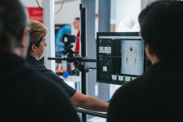 CanonUSA's tweet photo. Join us at FIN - Future Is Now technology experience on September 12th in New York! Network with other creative minds and learn about the latest eCommerce photo studio technologies. #FINevent
Register now: https://t.co/dkOsLyLhJw https://t.co/LUTxKfJ6PE