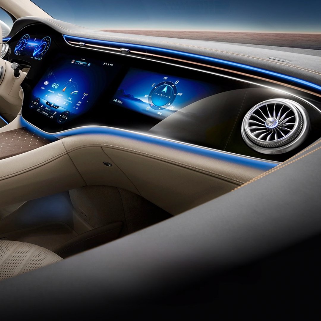 mengerlerist's tweet image. MBUX Hyperscreen; boyutu, estetiği ve yetenekleriyle teknolojinin standartlarını belirler.

#mercedesbenz #mercedes #hyperscreen #eqs #interior #kokpit #thebestornothing