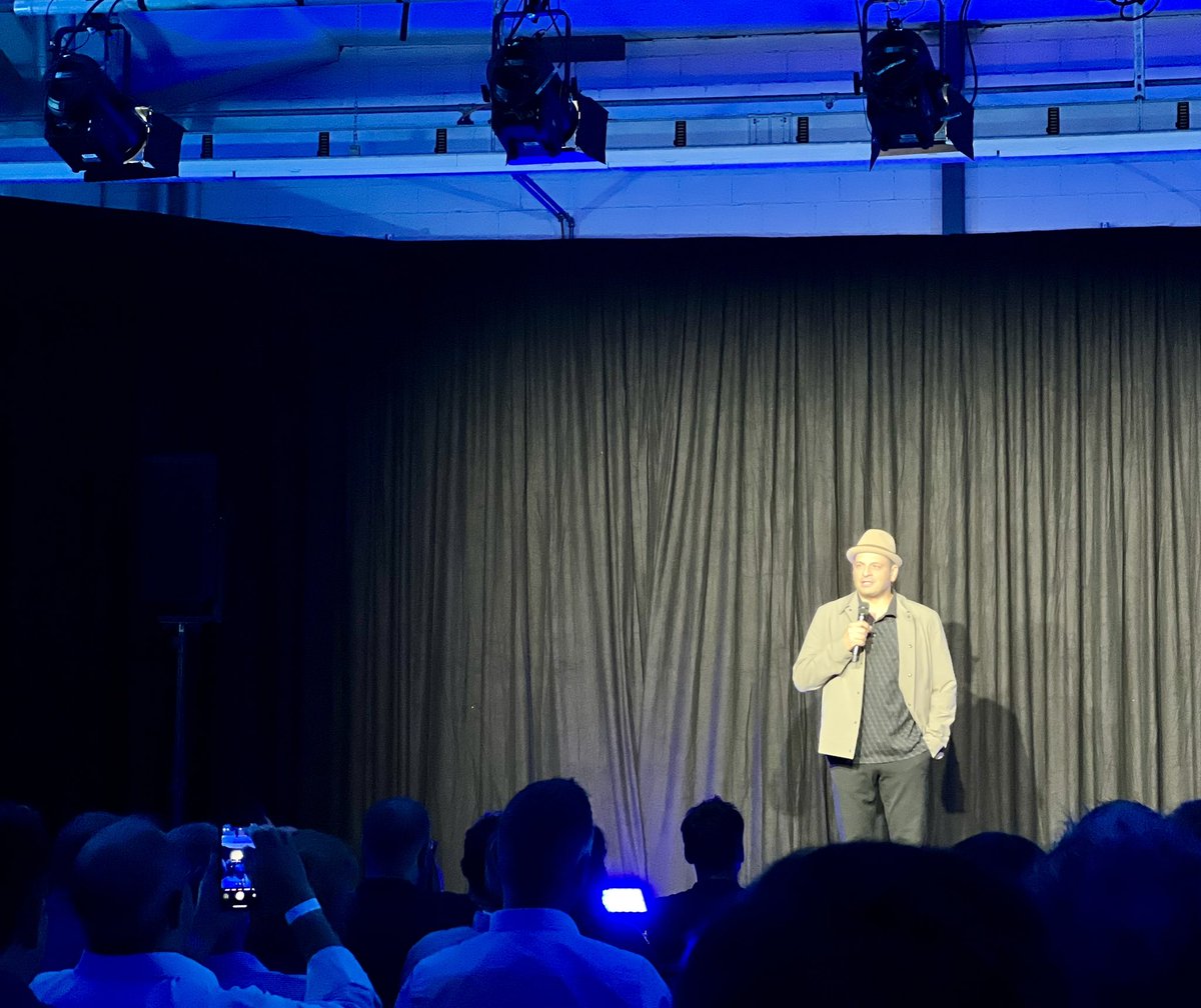 150 Jahre KWC - Danke Urs Tschopp und der ganzen Crew für die Einladung und den gelungenen Abend! 🍾🥂
suissetec #wirdiegebäudetechniker #lebensmittelnr1 #jobsmitzukunft #toplehrstellen