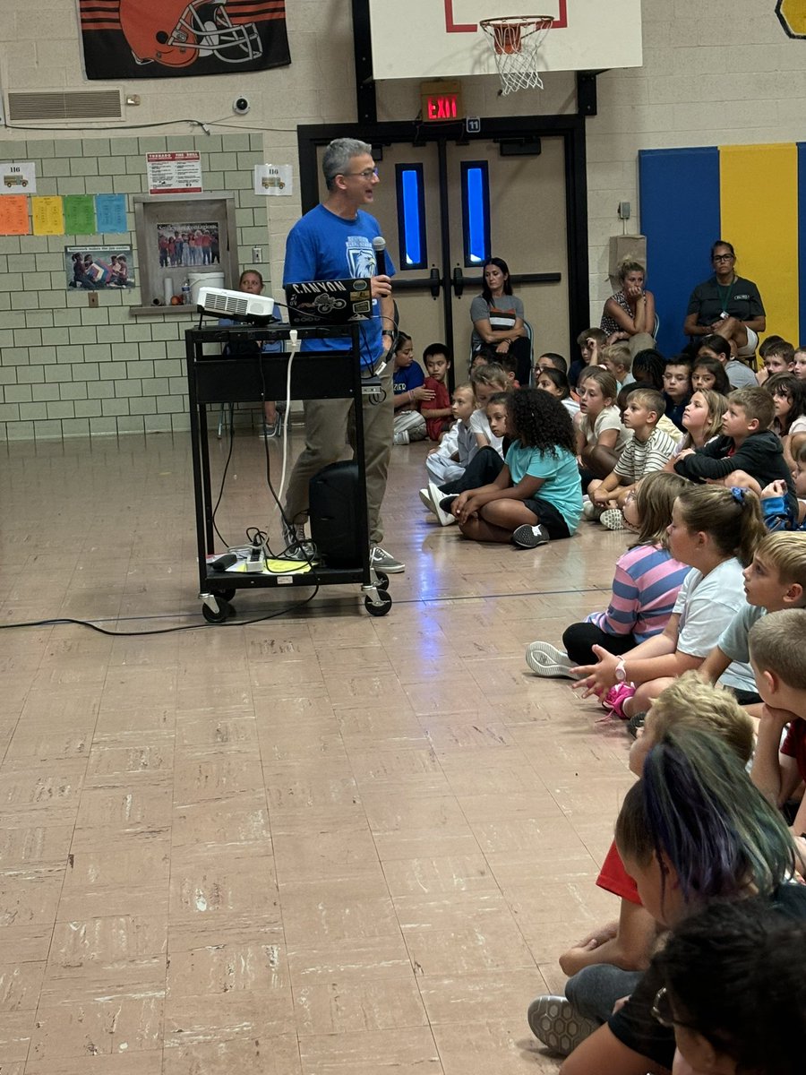 PBIS expectation assemblies with our third and fourth graders. They are ready for a fantastic year of learning and leadership. #PCSDProud #DentzlerEagles#Fantastic1Days.