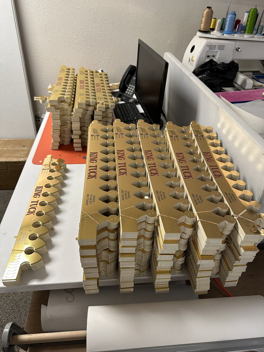 CSPMachine's tweet image. The Tucker Crown Girls are geared up! When King Tuck returns we will give away 1000+ crowns per game. Let’s all celebrate his long awaited comeback! We are in Section 153 and will try to bling out sections 152-156 and the same sections on level 200 above. #tuckercrowncraze