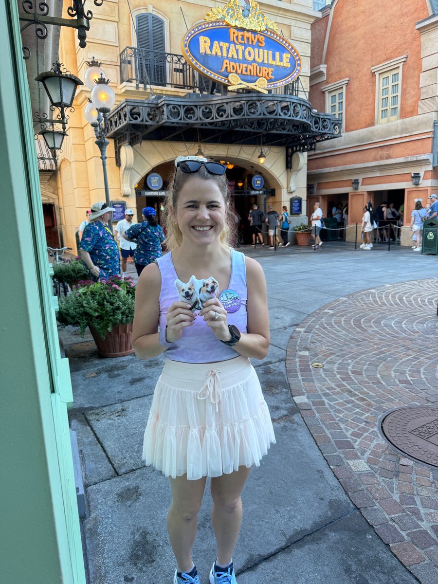 ceedeethecorgi's tweet photo. Epcot day at Disney! Mom brought us along on her adventure!

Follow my shop @CeeDee_the_Corgi on the @shop.LTK app to shop this post and get my exclusive app-only content!

#liketkit #LTKFindsUnder50 #LTKTravel
@shop.ltk
https://t.co/Wp2G2PtoUD https://t.co/lpWEwx9lW8