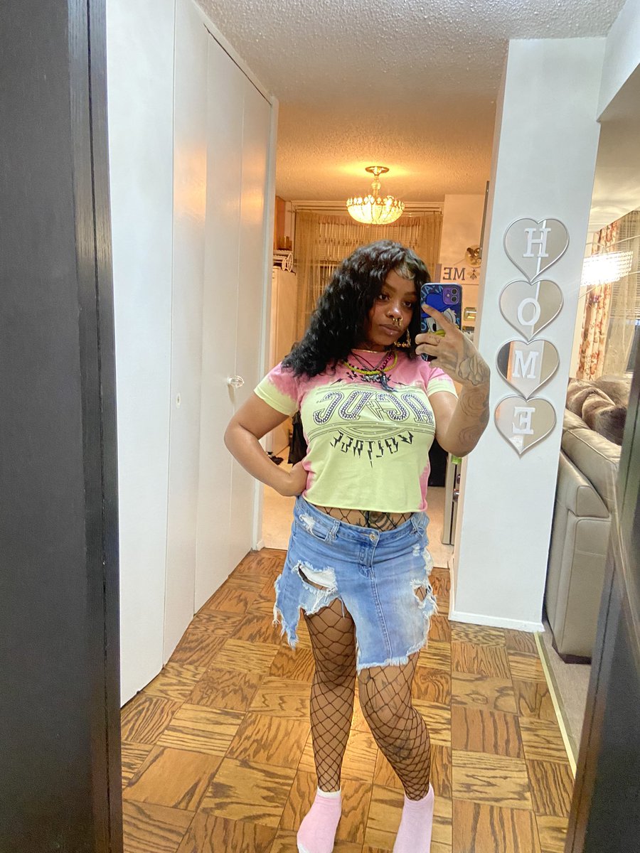 StarMadisonnn's tweet photo. Something to post 😍😍💕🫨 https://t.co/Dgx3Vv1s66