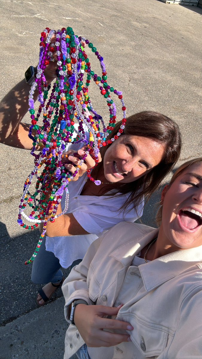 Claire Tochor tweet media