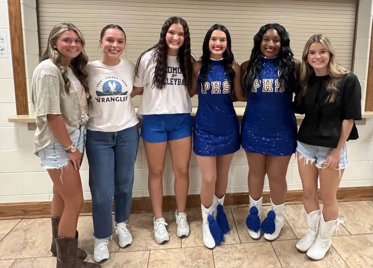 Congratulations to the 2024 Homecoming Court
Reece Kirkpatrick - Queen
Ta’Nashia Spears - 12th
Cacey Brothers - 12th
Olivia Carnes - 11th
Allie Haynes - 10th
Amarae Champion - 9th