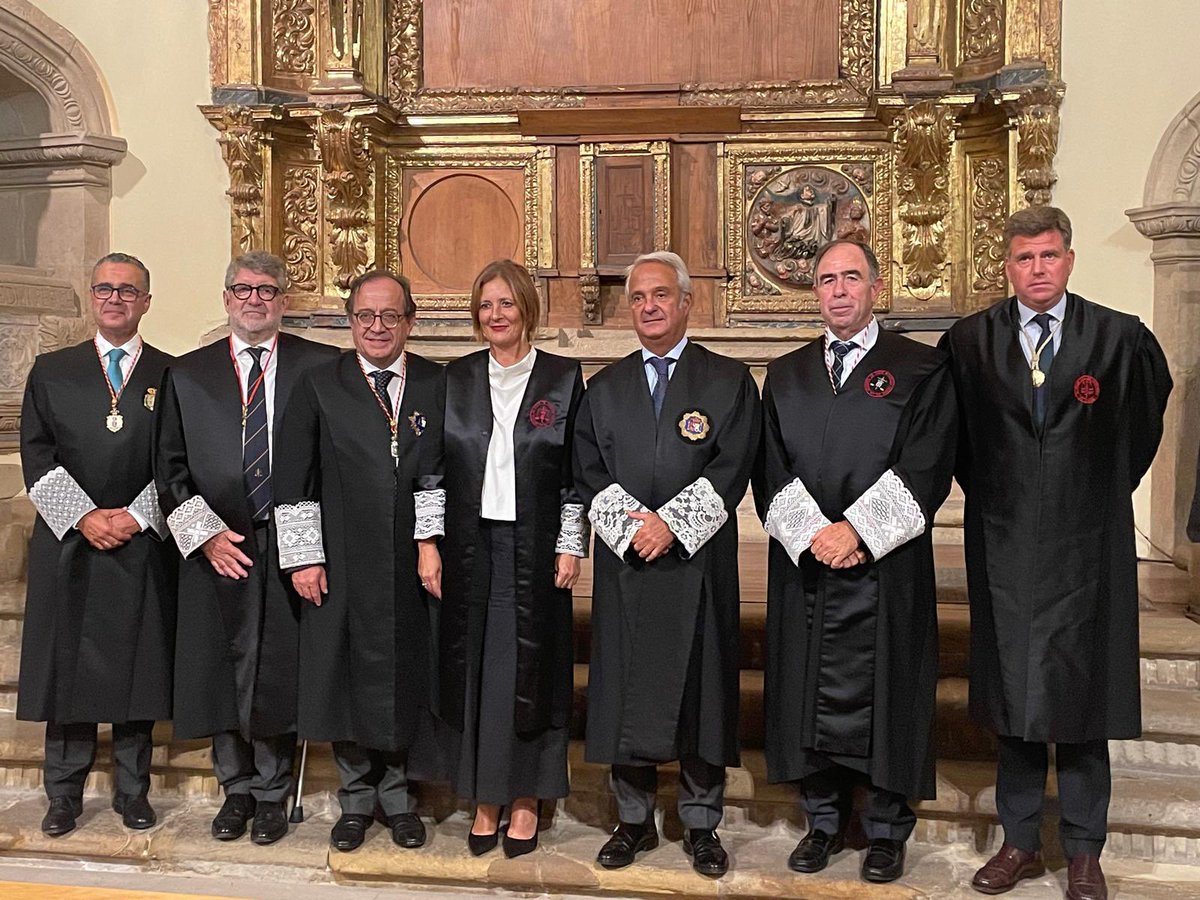 Nuestro Decano ha participado en el acto de la festividad del Colegio de la Abogacía de Gijon