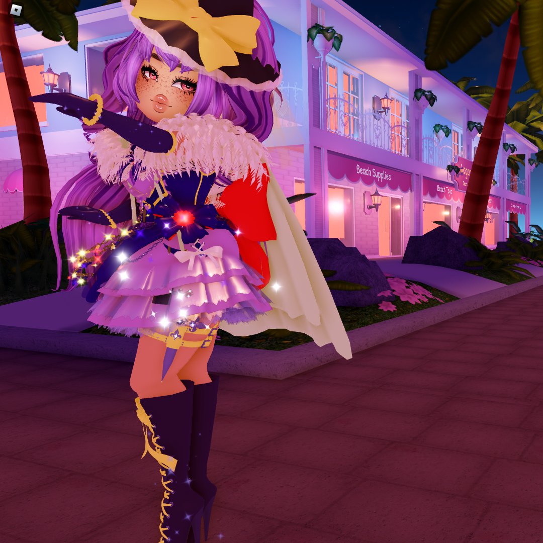 DaRealCrystalYT's tweet photo. ✨Cure Miracle &amp; Cure Magical✨

#royalehigh https://t.co/lyglmRNubT