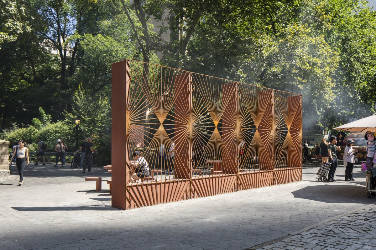 This new outdoor sculpture in Central Park honors the Puerto Rican community dlvr.it/TCwWCl