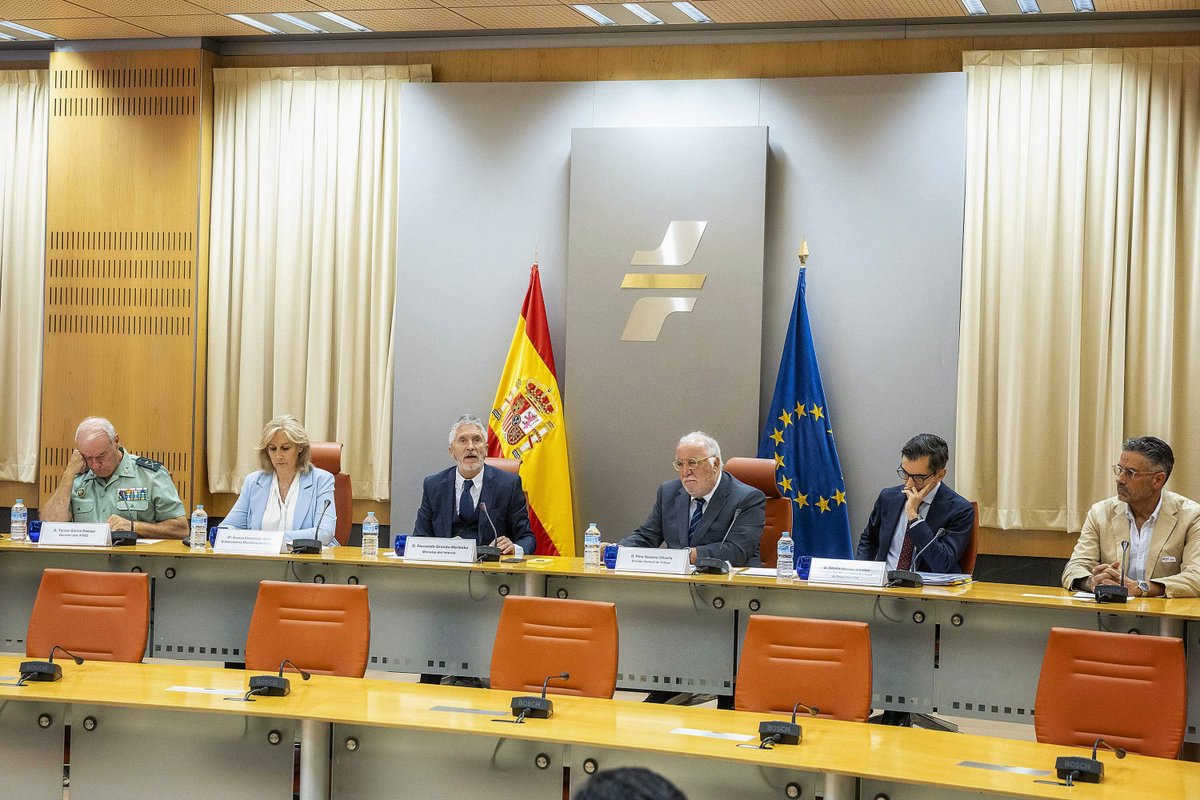 FrigoExpress.Es ║ Interior hace balance de la siniestralidad en el Verano del 2024: El balance de la Operación Verano gestionada por la Dirección General de Tráfico (DGT) entre el 1 de julio y el 31 de agosto pasado ha arrojado un récord de… dlvr.it/TCwXGh