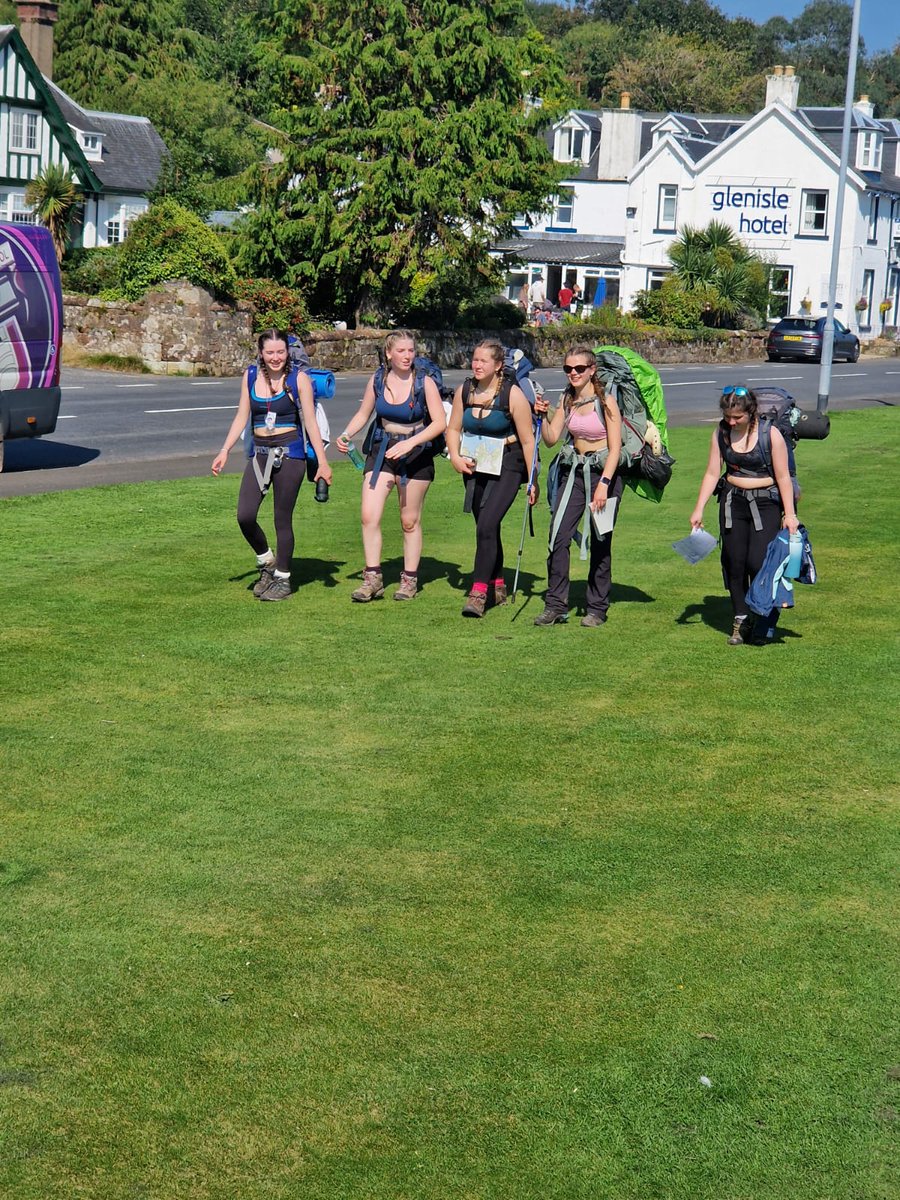 Wallace High Duke of Edinburgh tweet media