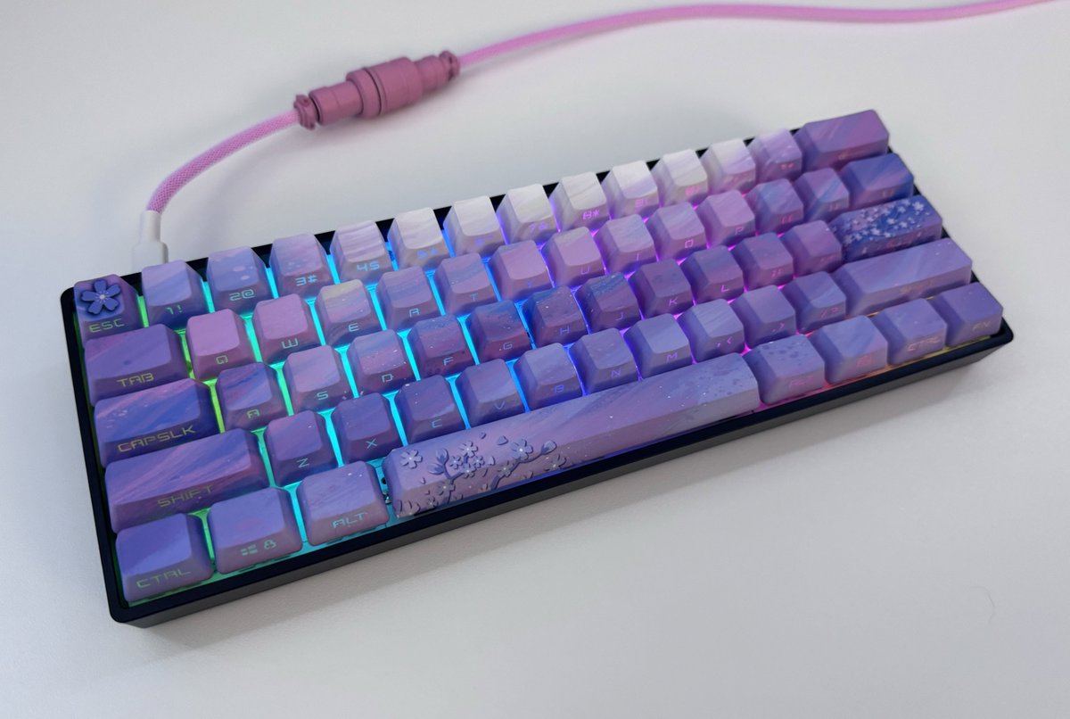 AlpheriorKeys's tweet image. 🌸Sakura G!VEAWAY!!🌸
Hello all of you lovely gamers! This week we're giving away one of our super beautiful Sakura Keycap Sets! Winner chooses the color! 

To Join: 
-Like &amp;amp; Repost 
-Follow us 
-Comment your choice

Winner Randomly Selected MONDAY! GLHF!!💕