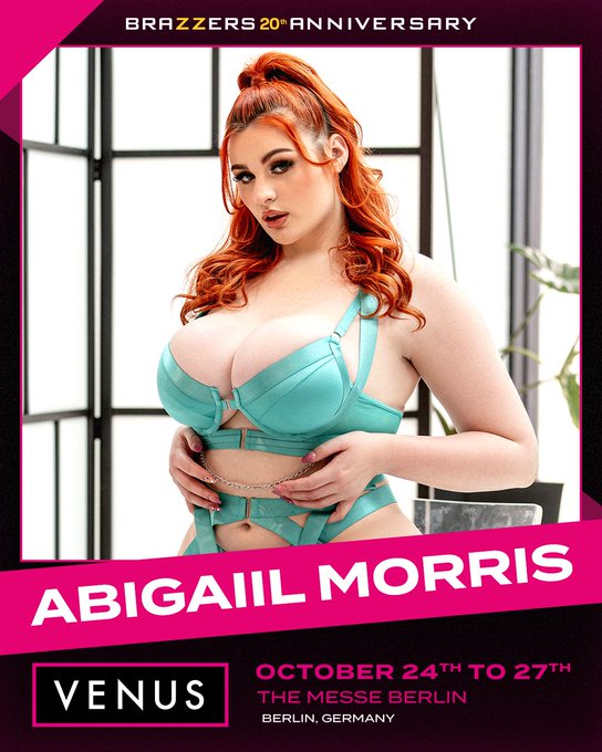 Havent you always wanted to meet me? I'll be at @venusberlinoff with @Brazzers ? October 24th-27th !

