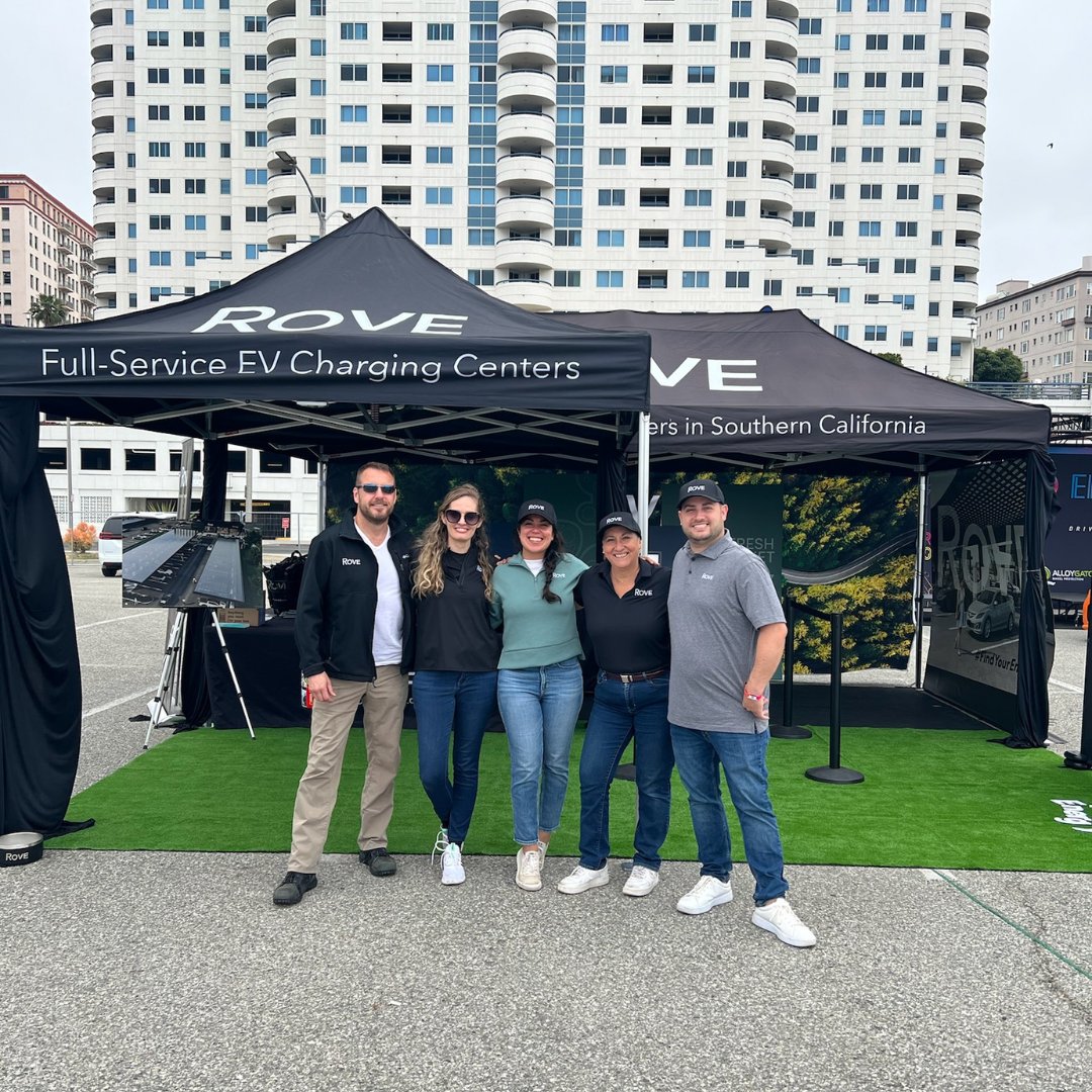 RoveCharging's tweet image. We’re charging up for EV Fest this weekend! 🚗🔋 Make sure to stop by for a chance to win grand opening tickets and score some fresh Rove swag! ⁠
⁠
#EVFest #Rove #FindYourEnergy #EVCommunity