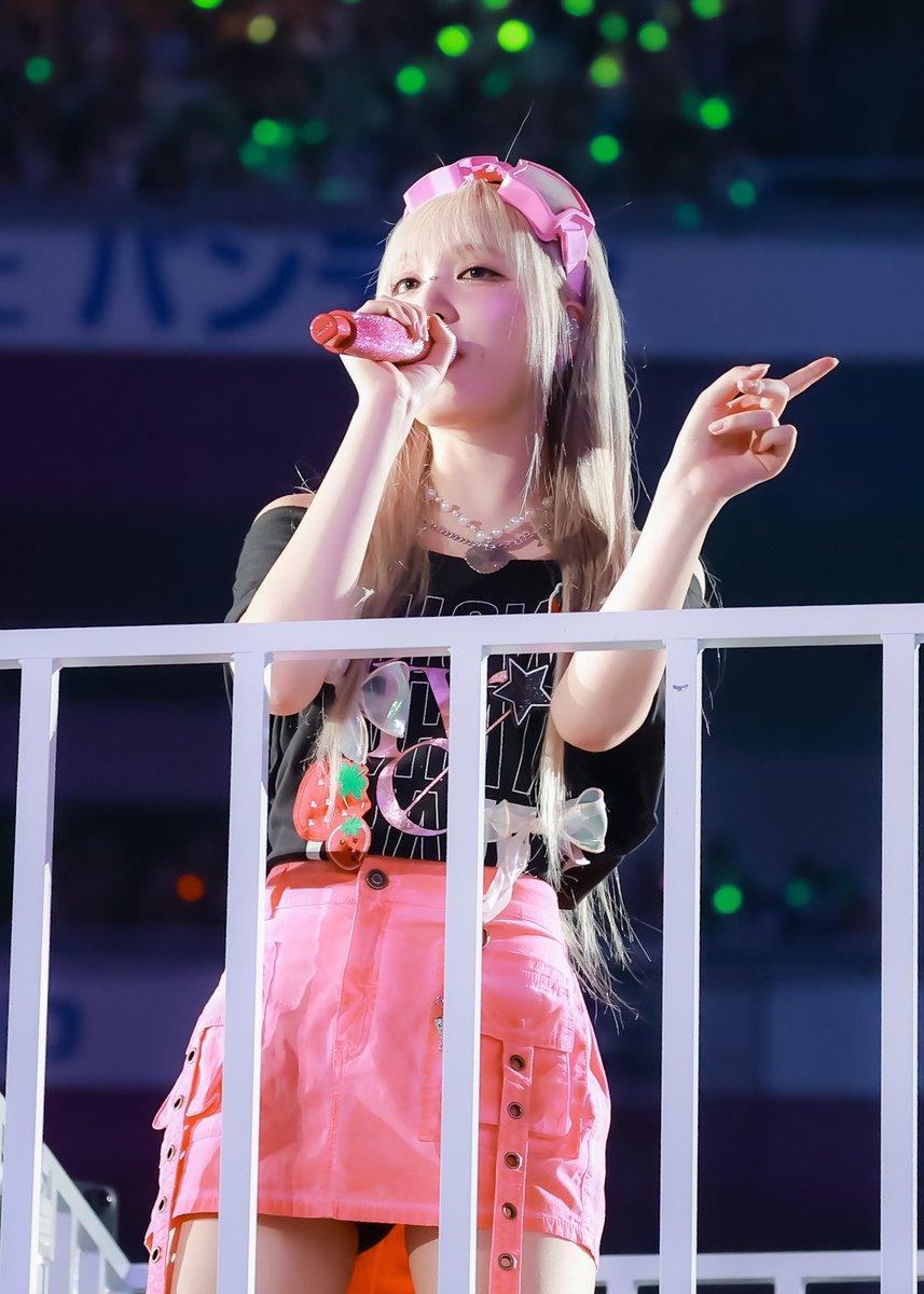 24.09.05 IVE THE 1ST WORLD TOUR 