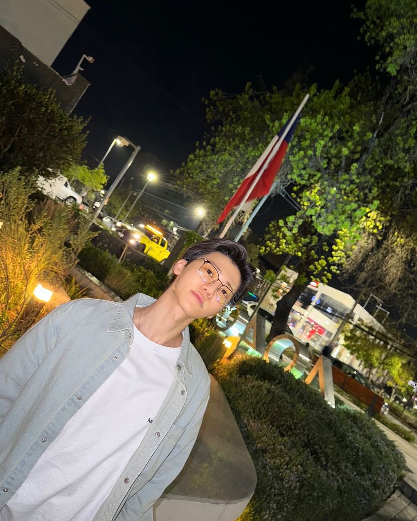 แฟนหนุ่มของนี่ ㅜㅜㅜㅜㅜㅜㅜㅜ