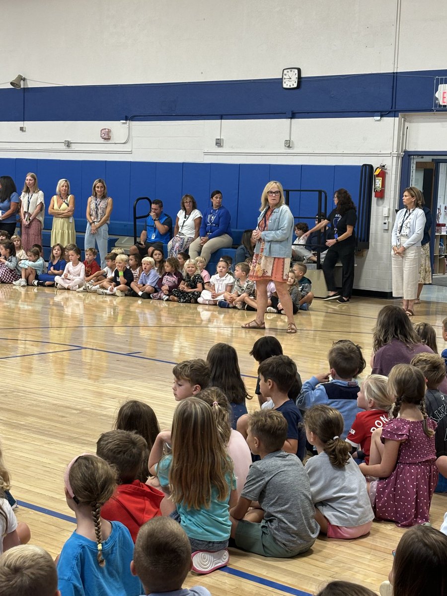 2ndGradeSickles tweet media